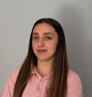 Ambra Kurti